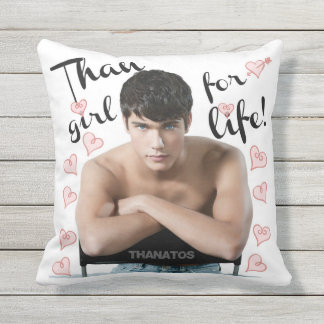 Que la fille et le Hypnos vous êtes un coussin