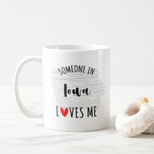 Quelqu'Un En Iowa M'Aime Carte Café Mug