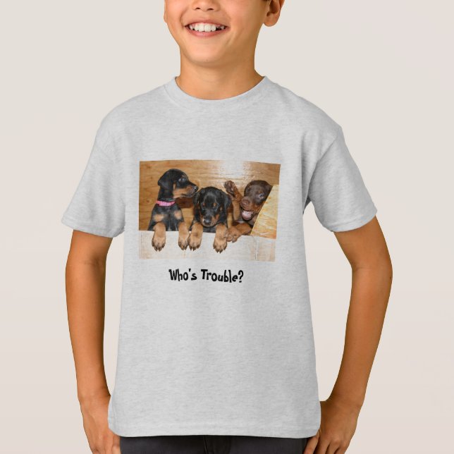 Qui est T-shirt de chiot de dobermann de problème (Devant)