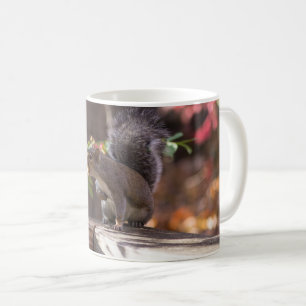 Qui Va Là-Bas Café Mug