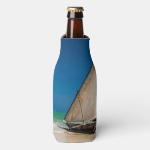 Rafraichisseur De Bouteilles Bateau de pêche traditionnel sur la plage