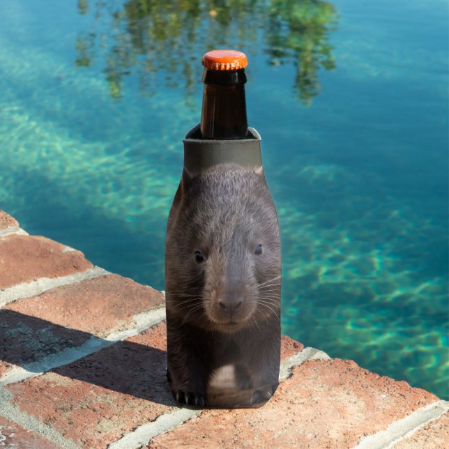 Rafraichisseur De Bouteilles "Chubby Charm : L'adorable Wombat Australien" (Piscine in situ)