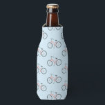 Rafraichisseur De Bouteilles De beaux vélos roses motif garder vos boissons coo<br><div class="desc">Découvrez ce mignon motif de bicyclettes roses qui gardera vos boissons agréables et cool au soleil d'été. Customisez-le avec du texte sur le motif si vous le souhaitez ou partez tel quel. Vos amis seront jaloux de ce coozie personnalisé au design dessiné à la main juste pour vous !</div>
