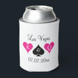 Rafraichisseur De Cannettes Las Vegas thème monogrammed mariage peut refroidis<br><div class="desc">Le thème de Las Vegas monogrammed mariage peut refroidir. Carte de jeu rose néon et noir costume design avec nom initiales de mariée et mariée plus la date du mariage. Élégante typographie de script. Porte-boisson à thème de poker mignonne avec monogramme élégant. Aussi agréable pour fiançailles ou fête d'anniversaire. Le...</div>