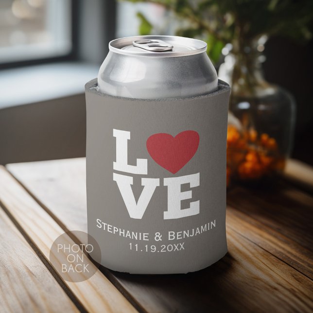 Rafraîchisseur Pour Canette Amour avec un coeur rouge vif Mariage personnalisé (Personalized Can Cooler - Add Your name for a great wedding anniversary party favor)