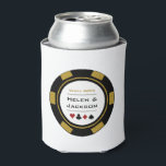 Rafraîchisseur Pour Canette Casino Poker Chip Gold Black White Vegas Mariage<br><div class="desc">Éblouissez les invités mariages avec ces jetons de poker dorés,  noirs et blancs amusants et personnalisés peuvent refroidir! Cela ferait aussi un grand plaisir de rapporter la faveur.</div>