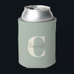 Rafraîchisseur Pour Canette Élégant Monogramme moderne Nom dans Sage Green<br><div class="desc">Monogramme personnalisé simple et nom dans Sage Green Can Cooler</div>