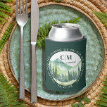 Rafraîchisseur Pour Canette Emerald Greenery Mountain Pine Rustic Mariage<br><div class="desc">Découvrez notre magnifique Mariage Watercolor Mountain Forest, parfait pour les couples qui veulent célébrer leur journée spéciale au milieu de la beauté de la nature. Ce design pittoresque saisit l'essence d'un mariage de destination de montagne, avec comme toile de fond une magnifique scène de nature aquarelle. Les couleurs vert vert...</div>