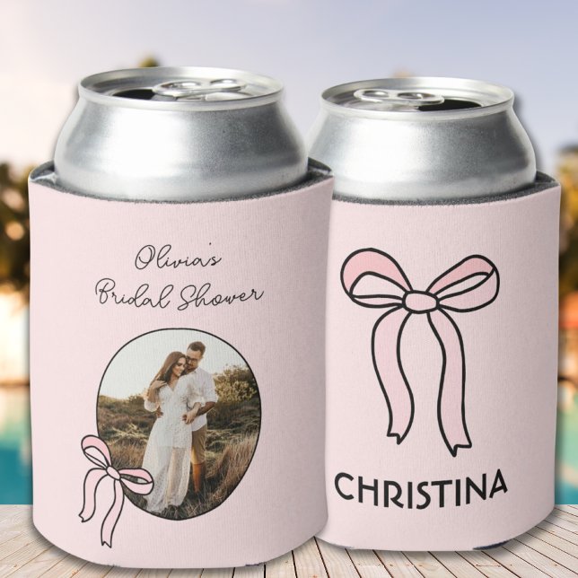 Rafraîchisseur Pour Canette Fête des mariées rose vif personnalisée préférée (Personalized Blush Pink Bridal Shower Favor Can Cooler
)
