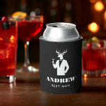 Rafraîchisseur Pour Canette Fête Stag moderne Black Bachelor's Night Name<br><div class="desc">Gardez vos boissons cool et votre célébration classe avec cette fête moderne Stag Party Black Cocktails bachelor party peut refroidir. Doté d'un design noir audacieux et d'une icône élégante d'un cerf dans un smoking tenant un cocktail, il est le parfait mélange d'amusement et de sophistication pour toute soirée de marié....</div>