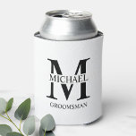 Rafraîchisseur Pour Canette Monogramme et nom du Groomsman personnalisé classi<br><div class="desc">Cadeaux de Groomsman Personnalisés Classique avec monogramme,  nom et titre de marionnettiste personnalisé en style de police serif classique noir sur arrière - plan blanc. Aussi parfait pour Best Man,  Père de la Mariée et plus.</div>