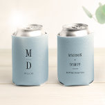 Rafraîchisseur Pour Canette Monogramme minimaliste moderne Mariage Noms élégan<br><div class="desc">Gardez vos boissons cool et votre style en point avec notre Zazzle peut refroidir avec un design minimaliste Monogram Dusty Blue Mariage avec du texte personnalisé! Personnalisez-le avec votre propre texte et ajoutez une touche d'élégance à tout événement. Fabriqué avec des matériaux de haute qualité, ce peut refroidir gardera vos...</div>