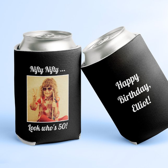 Rafraîchisseur Pour Canette Photo personnalisée Fun Cool 50e anniversaire ("Nifty look who's 50" black can cooler with photo on the front and custom text on the back)