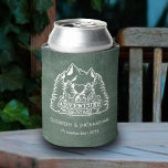 Rafraîchisseur Pour Canette Rustic Mountains Aventure Commence Vert Mariage<br><div class="desc">Salutations au début de votre grande aventure avec notre Rustic Mountains Adventure Commence Green Mariage Can Cooler! Conçu avec amour et charme rustique, il peut refroidir avec un logo captivant qui présente des montagnes majestueuses, des palmiers balançants et un symbole cardiaque, accompagné de la citation intemporelle "And So Our Adventure...</div>
