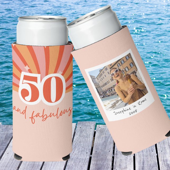 Rafraîchisseur Pour Canette Slim 50 et fabuleux AVEC PHOTO, anniversaire rétro (Can cooler with the words: 50 and fabulous. Retro vintage stripe design custom with photo)