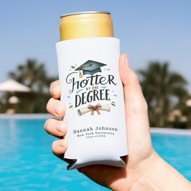 Rafraîchisseur Pour Canette Slim Funny Hotter by One Degree Diplôme personnalisé (Funny Hotter by One Degree Graduation Seltzer Can Cooler, Trendy, Class of 2025, College Grad)