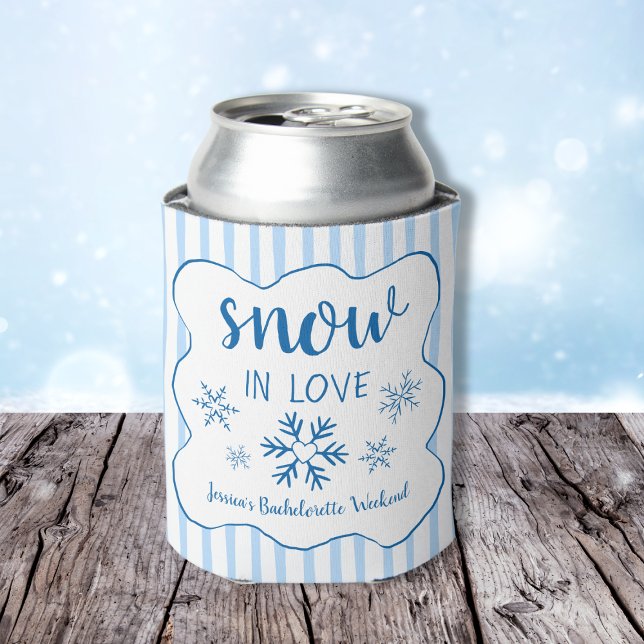 Rafraîchisseur Pour Canette Snow In Love Winter Bachelorette Party (Snow In Love Winter Bachelorette Party Can Cooler)