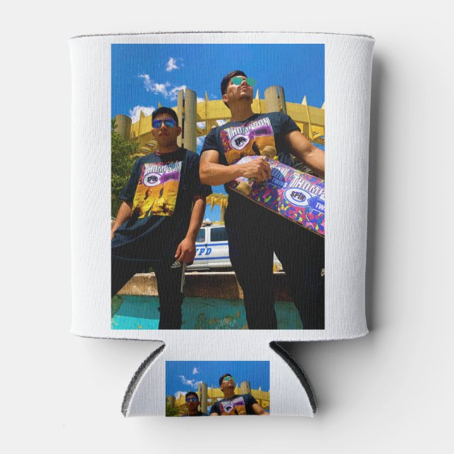 RAFRAÎCHISSEUR  POUR CANETTE TST SKATEBOARDS MERCH (Devant)
