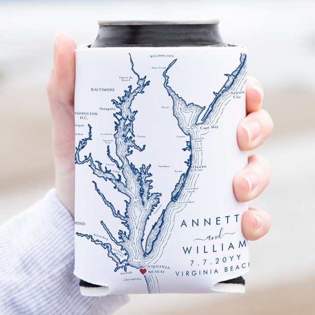 Rafraîchisseur Pour Canette Virginia Beach Minimal Modern Wedding Favoriser (Virginia Beach Wedding Can Coozie Favor in modern navy blue from Coastal Map Designs)