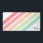 Rainbow Personnalisé Nom Personnalisé Personnalisé<br><div class="desc">Customisé juste pour vous ! Ce tapis de bureau personnalisé arc-en-ciel a une atmosphère rétro en blanc,  rose,  orange,  vert et turquoise. Personnalisez avec le nom de votre choix. Fait un merveilleux cadeau pour les vacances,  les anniversaires et plus encore. Une partie d'une collection de Parcel Studios.</div>
