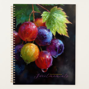 Raisins et gouttes de rosée à l'aquarelle vibrante