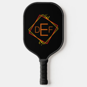 Raquette De Pickleball 3 Lettre initiale Monogramme Rouge Jaune Brown Car