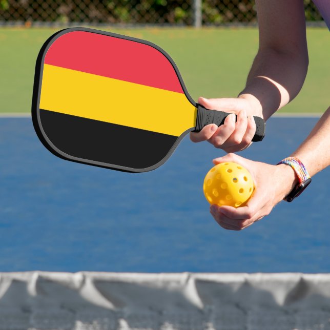 Raquette de Pickleball avec le drapeau de la Belgi (Insitu)