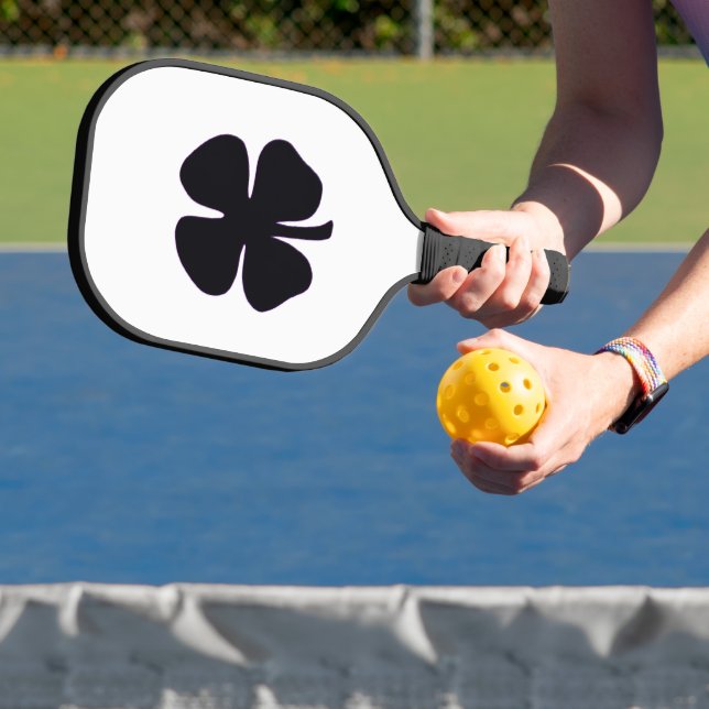 Raquette De Pickleball Black Clover paddle en carbone (Insitu)