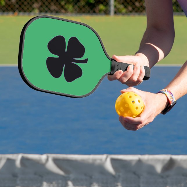 Raquette De Pickleball Black Clover vert pickleball paddle carbone (Insitu)