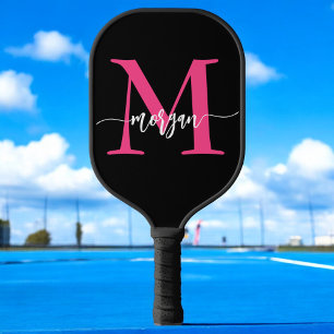 Raquette De Pickleball Chaud rose noir moderne Script Girl Monogramme Nom