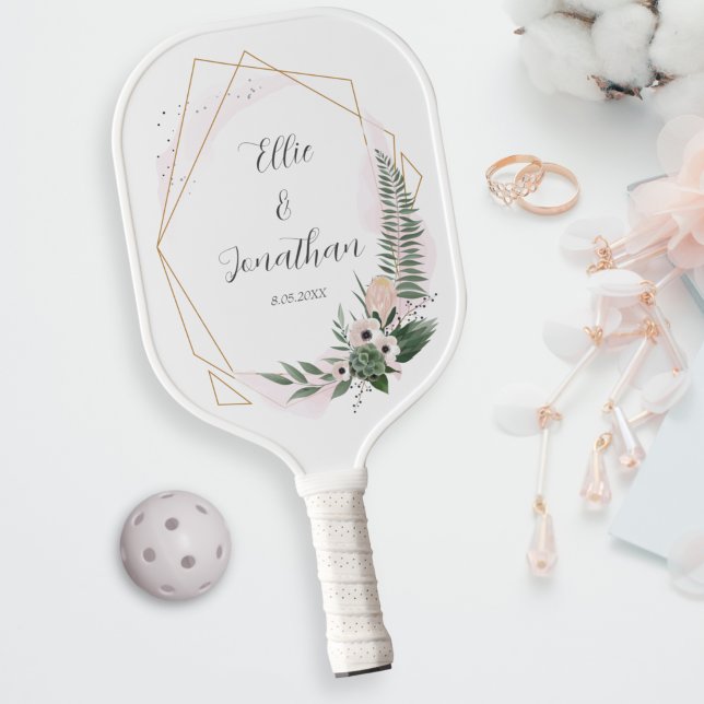 Raquette De Pickleball Chic Gold Floral Frame Mariage Couple Nom Date (Créateur téléchargé)
