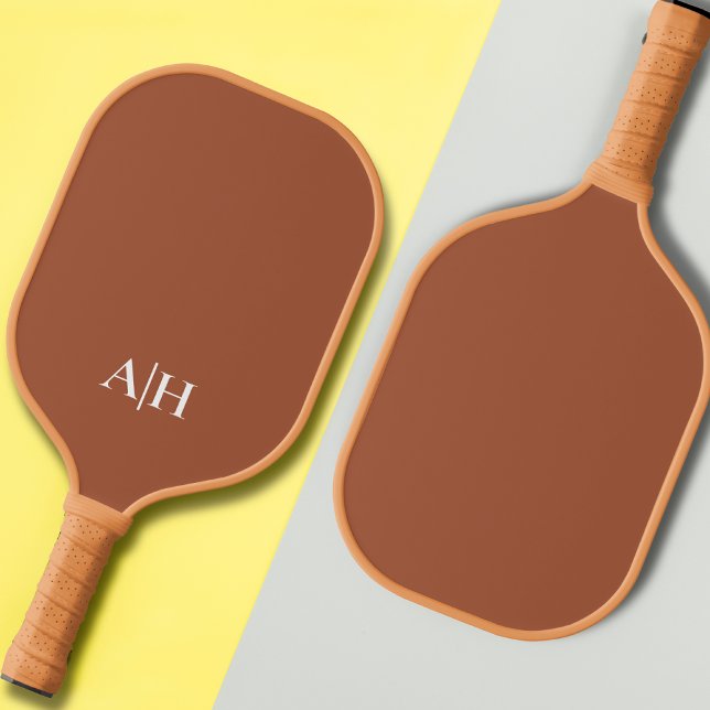 Raquette De Pickleball Cute Terracotta et blanc, Monogramme moderne (Créateur téléchargé)
