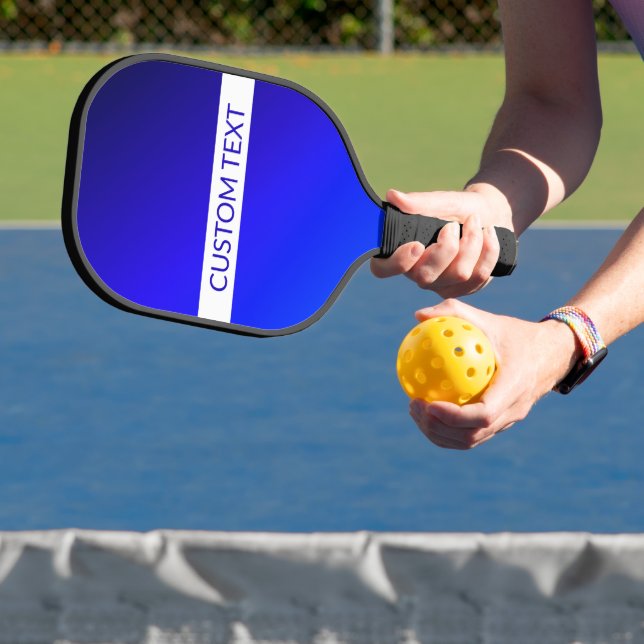 Raquette De Pickleball Dégradé bleu et texte modifiable sur bande blanche (Insitu)