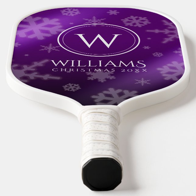 Raquette De Pickleball Festif Violet Foil Snowflakes Nom du monogramme (Poser)