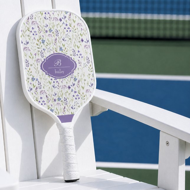 Raquette de Pickleball Fleurie Violette (elegant girly pretty lavender wildflower pickleball paddle with monogram initial and name)