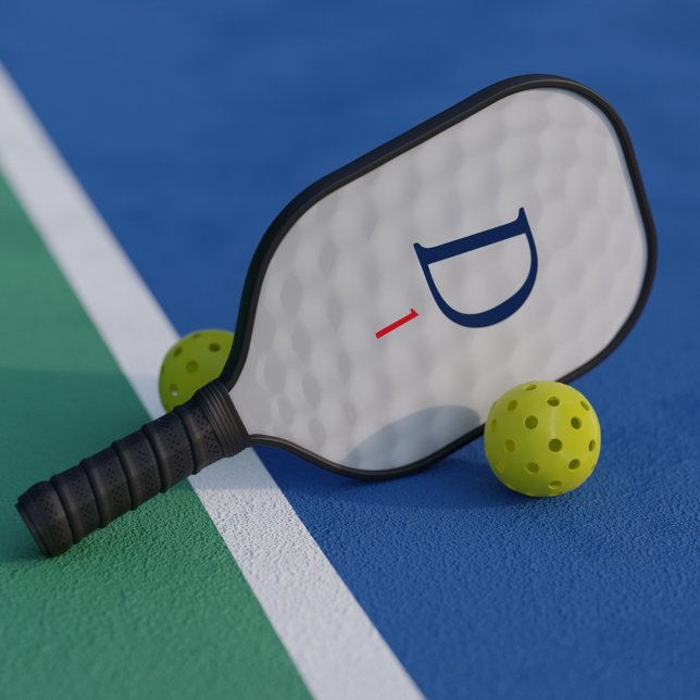 Raquette De Pickleball Golf Ball Dimples Monogramme Pickleball Paddle (A pickleball paddle for the golfer in your life. Just add their initial and number)