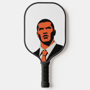 Raquette De Pickleball Homme mystérieux regarde