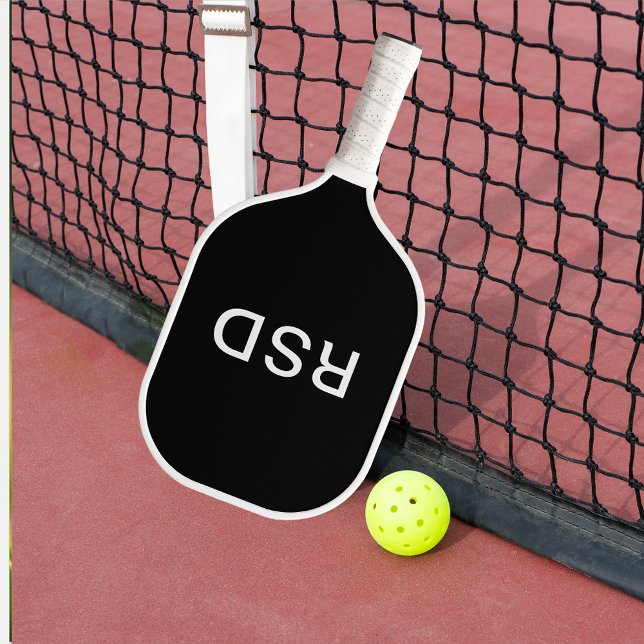 Raquette De Pickleball Initiales du monogramme noir et blanc (Créateur téléchargé)