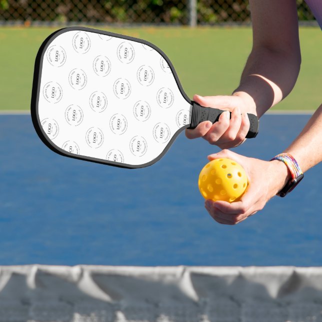 Raquette De Pickleball Logo Entreprise Répété motif Promotionnel Personna (Insitu)