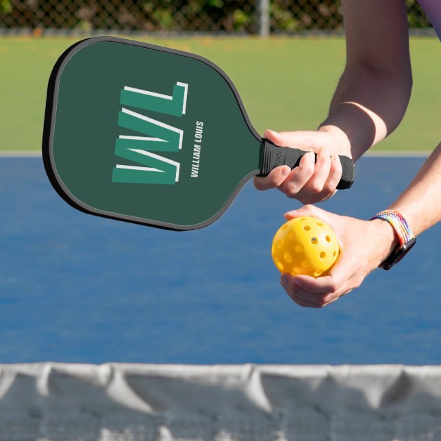 Raquette De Pickleball Minimalist Emerald Green Personalized Monogram  (Insitu)
