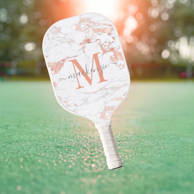 Raquette De Pickleball Monogramme en marbre or Rose de luxe (Luxury Rose Gold Foil Marble Monogram Pickleball Paddle)