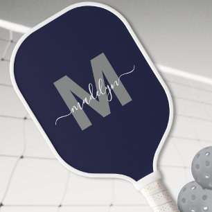Raquette De Pickleball Monogramme personnalisé en écriture Navy Blue