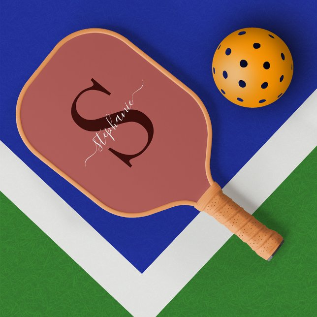Raquette De Pickleball Monogramme rouge simple initial + nom (Créateur téléchargé)