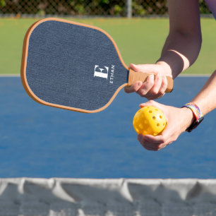 Raquette De Pickleball Monogramme Simple Moderne Moyen Bleu Denim Imprime