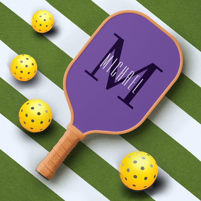 Raquette De Pickleball Monogramme violet simple Initiale & Nom (Créateur téléchargé)