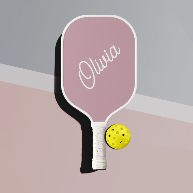 Raquette De Pickleball Monographie de script, mauve (Elegant mauve color pickleball paddle with white edges and handle. White text with woman's name)