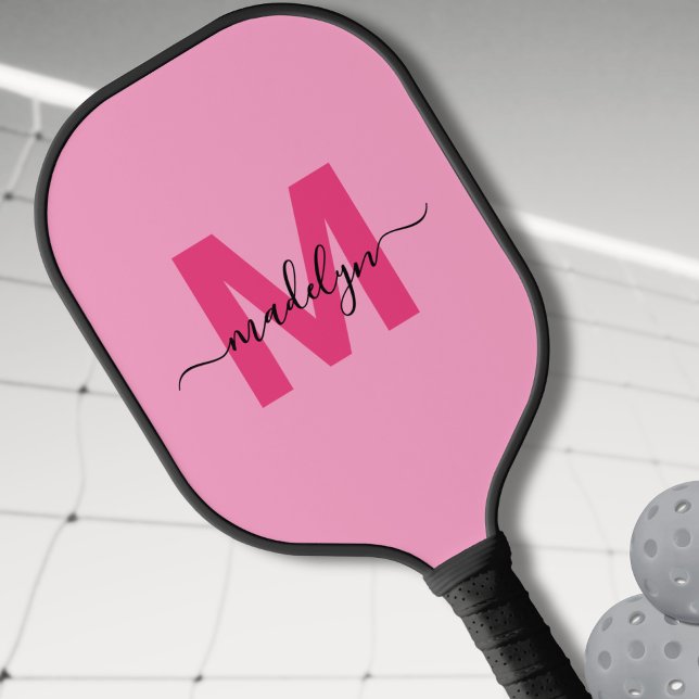 Raquette De Pickleball Nom de script moderne rose vif Monogramme féminin (Hot Pink Modern Script Name Girly Monogram Pickleball Paddle)