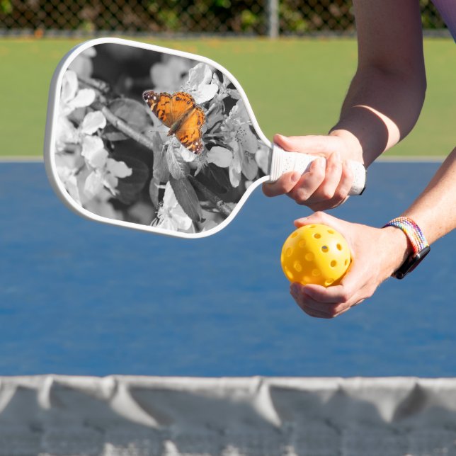 Raquette De Pickleball Papillon orange Sur La Pagaie De Pickleball Blosso (Insitu)