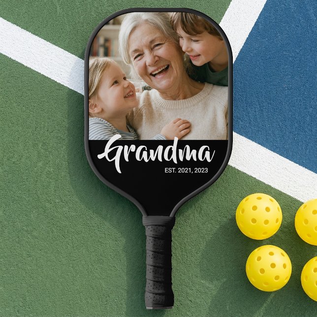 Raquette De Pickleball Photo de grand-mère avec un script amusant (Grandma Established Script Photo Pickleball Paddle)