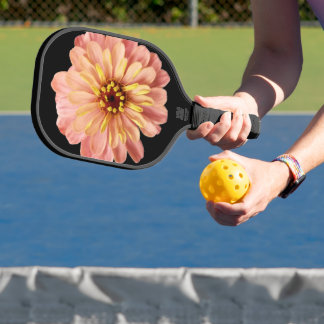 Raquette De Pickleball Photographie de fleurs de zinnia dans la nature